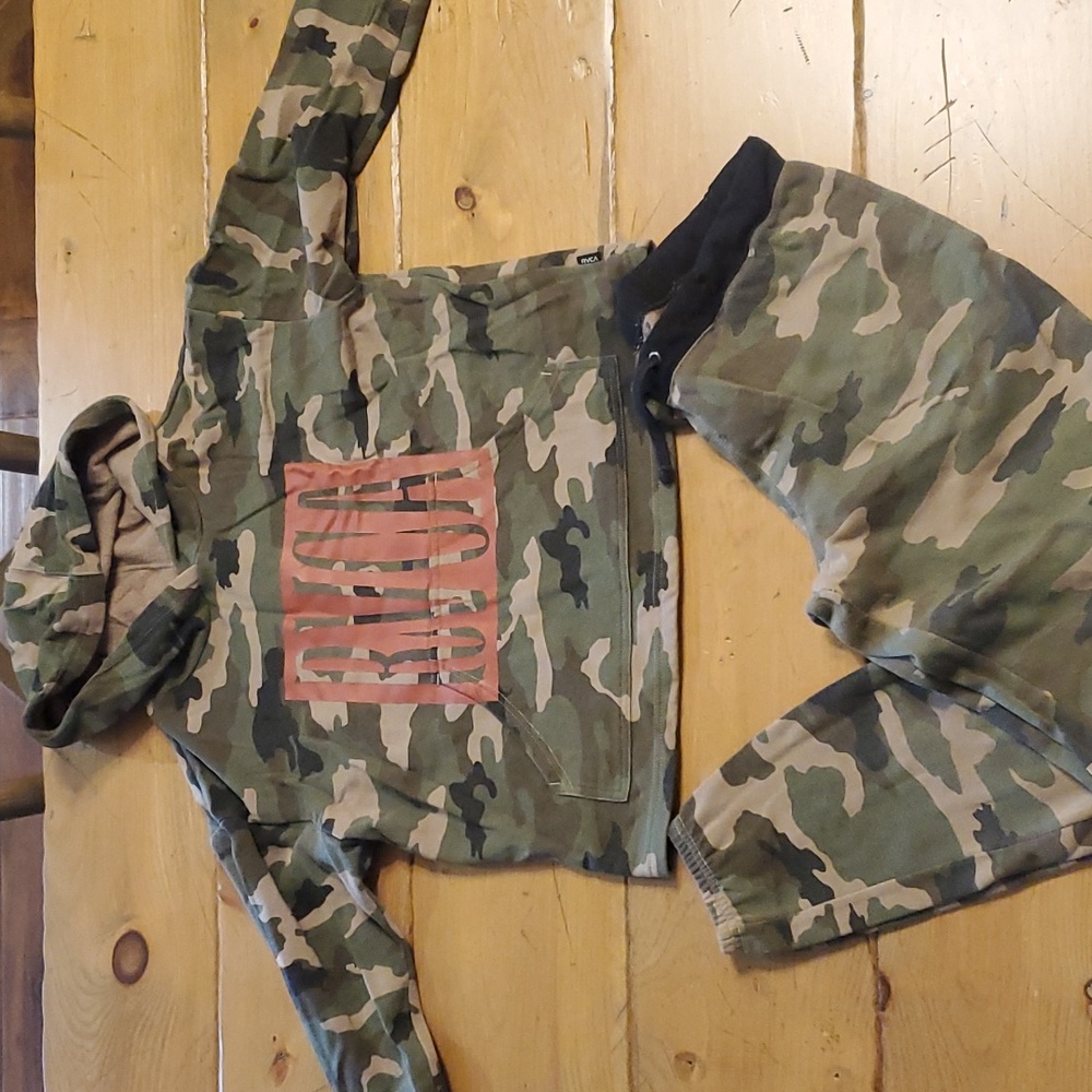 RVCA tracksuit, camo and red, size Small